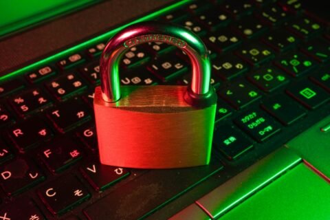 Como identificar sites falsos de promoção e proteger seus dados