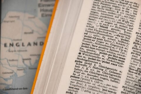 Como estudar inglês de graça: guia prático para iniciantes